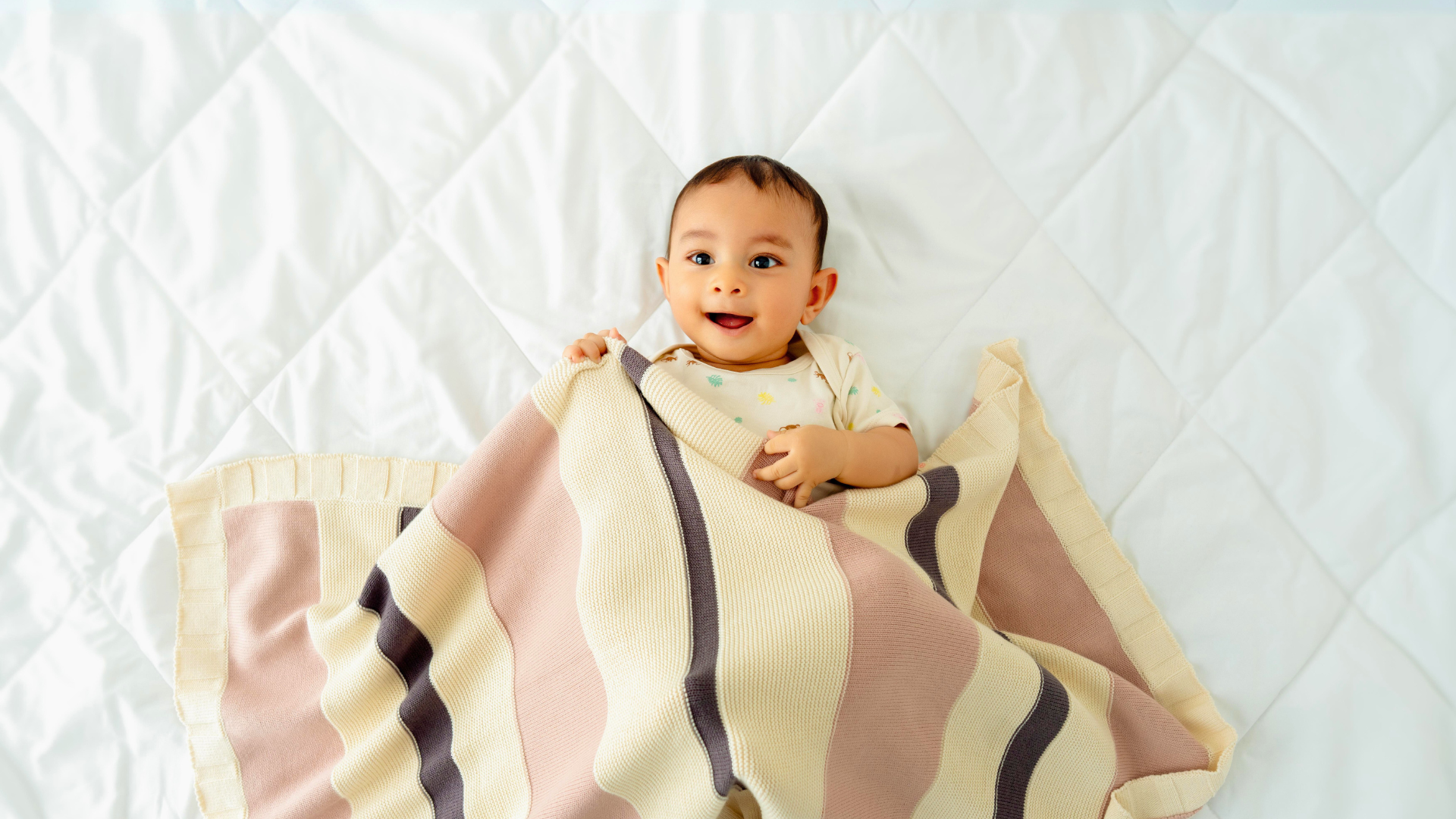 Why Greendigo's Blankets Are the Blankets to Bundle Up With!